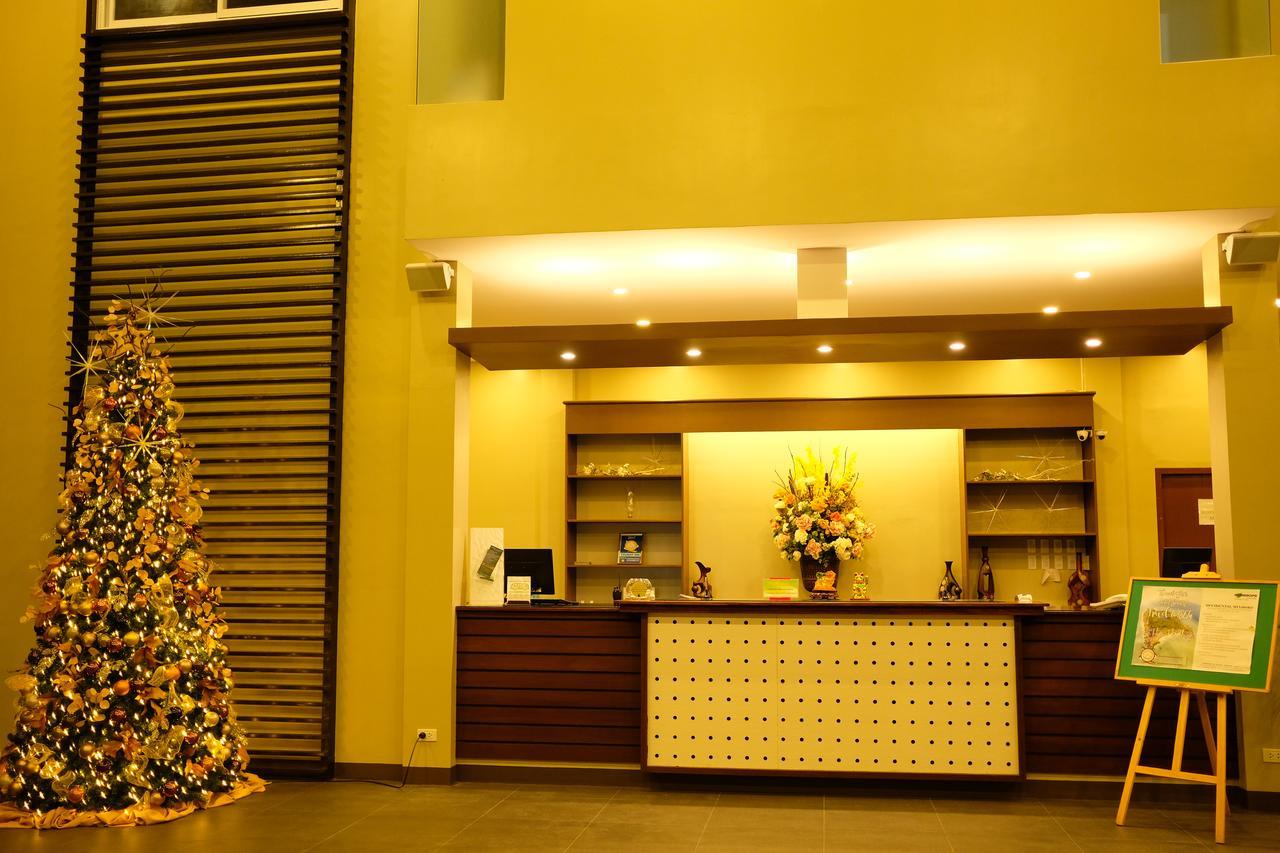 Seasons Hotel And Convention Center San Jose  Buitenkant foto